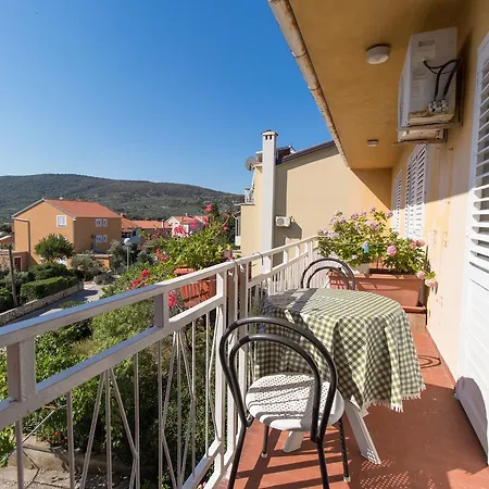 Apartment Anton Cres Zewnętrze zdjęcie